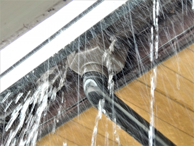 雨樋（あまどい）　I　京都市　外壁塗装・屋根塗装・雨漏り専門店　塗り達