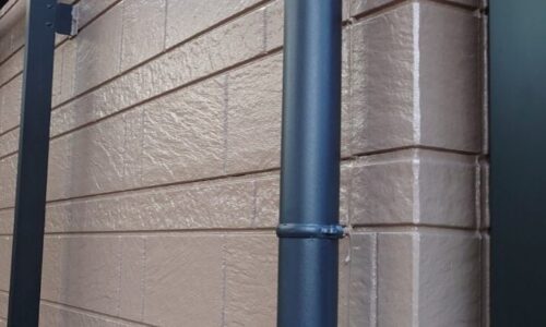 外壁 施工完了　雨樋