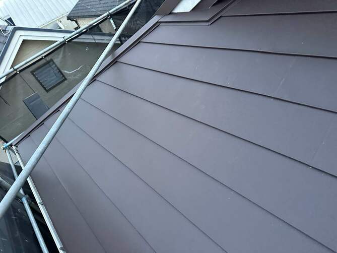 長岡京市にて　屋根のカバー工法工事・外壁・付帯部の塗装をお任せいただきました
