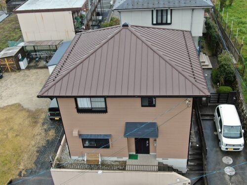 滋賀県大津市にて　外壁塗装と屋根をカバー工法で施工いたしました。