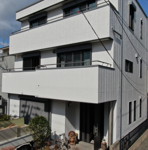 滋賀県大津市にて外壁塗装・屋根工事をさせて頂きました。