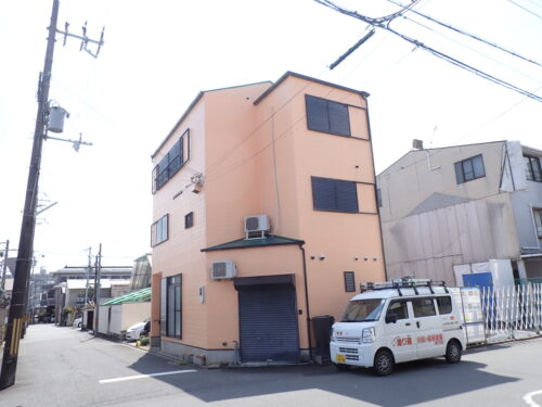 京都市中京区にて、外壁・屋根・付帯部の塗装、シーリング工事等を行いました。