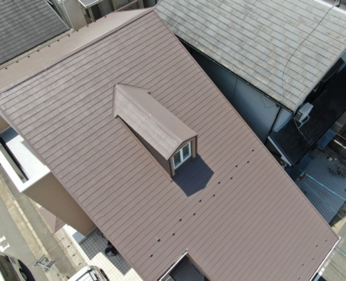 京都市伏見区にて　リフォーム済みのお住まいに屋根塗装をプラス！！