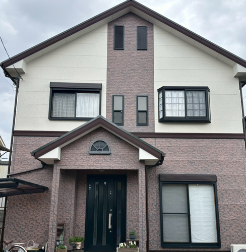 滋賀県草津市にて外壁塗装・屋根工事をさせて頂きました。
