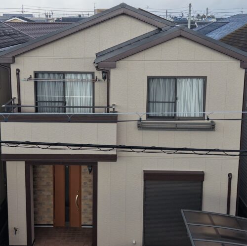 滋賀県草津市にて外壁塗装・屋根工事・防水工事をさせて頂きました。