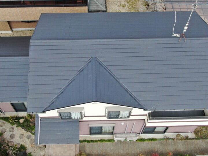 京都府八幡市にて　屋根カバー工法で見た目も性能も一新！