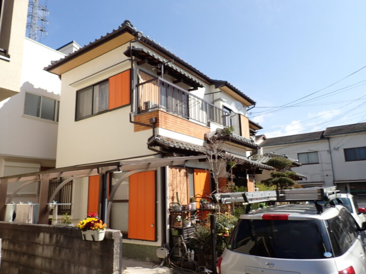 京都府長岡京市にて　外壁のひび割れをきっかけに外壁塗装をさせていただきました